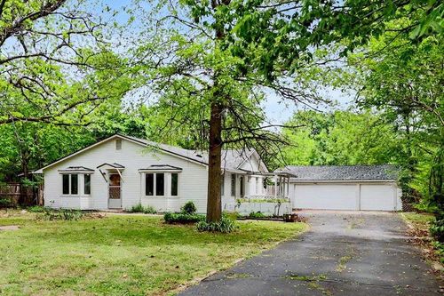 1830 S Chautauqua Ave, Wichita, KS, 67211-4738 | Card Image