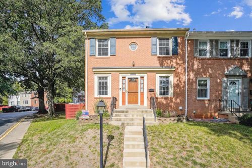 13171 Putnam Cir, WOODBRIDGE, VA, 22191-1027 | Card Image
