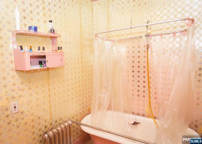 5 Grove St, House other with 3 bedrooms, 2 bathrooms and null parking in Bloomfield NJ | Image 11