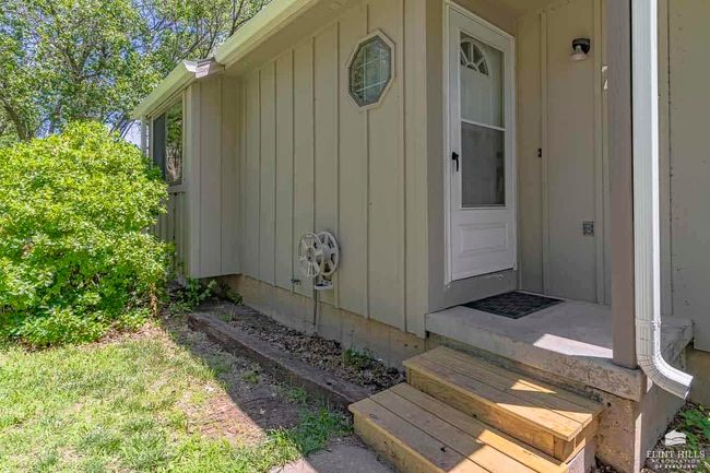 724 Dehoff Dr, House other with 3 bedrooms, 2 bathrooms and null parking in Manhattan KS | Image 7