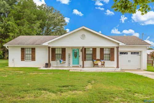 443 Gum Springs Rd, Hartselle, AL, 35640-6826 | Card Image