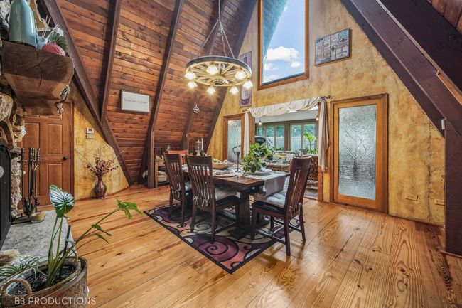 8660 W 130 Th St, House other with 3 bedrooms, 2 bathrooms and 2 parking in Palos Park IL | Image 22