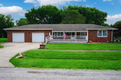 702 N 4th St, Benld, IL, 62009-1104 | Card Image