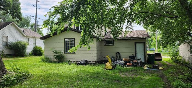 Backview | Image 12