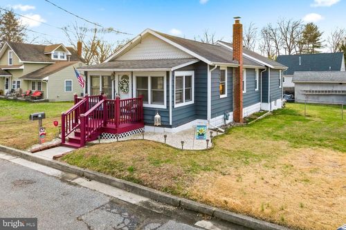 11 Amherst Dr, PENNSVILLE, NJ, 08070-2402 | Card Image