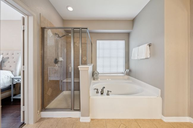 2018 Spring Creek Dr, House other with 5 bedrooms, 4 bathrooms and null parking in Midlothian TX | Image 18