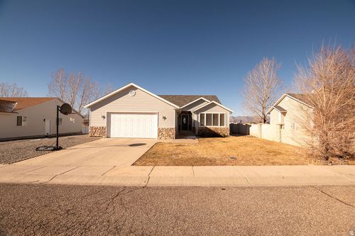 555 N 1000 E, Beaver, UT, 84713-7901 | Card Image