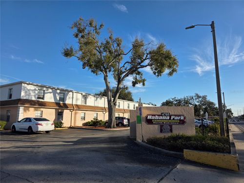 unit-121-4724 Michael Ct, TAMPA, FL, 33614-7240 | Card Image