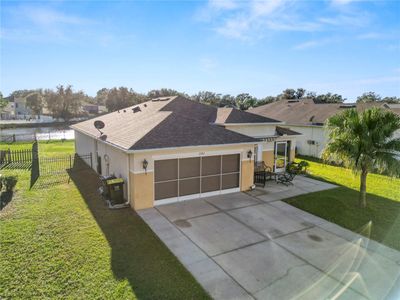 2182 Hunters Greene Drive, House other with 3 bedrooms, 2 bathrooms and null parking in LAKELAND FL | Image 3