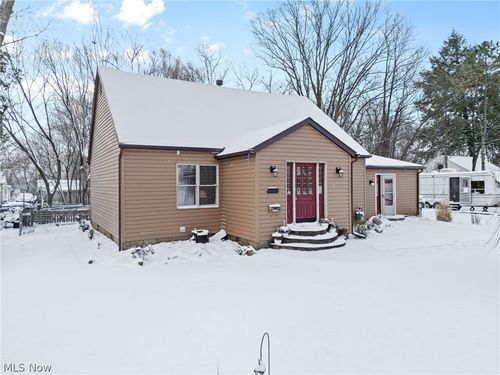 2228 Saint Elmo Ave Ne, Canton, OH, 44714-2060 | Card Image