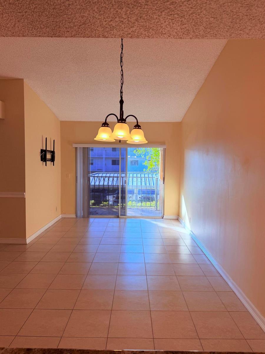 Residential Lease in Lake Park 4