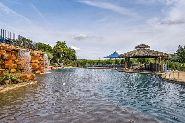 305 Maxwell Way, House other with 4 bedrooms, 3 bathrooms and 4 parking in Austin TX | Image 26