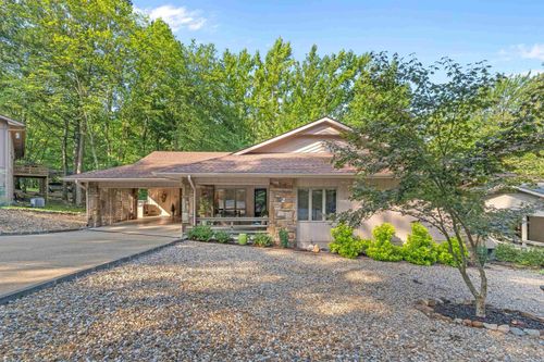 2 Charnela Ln, Hot Springs Village, AR, 71909-3030 | Card Image