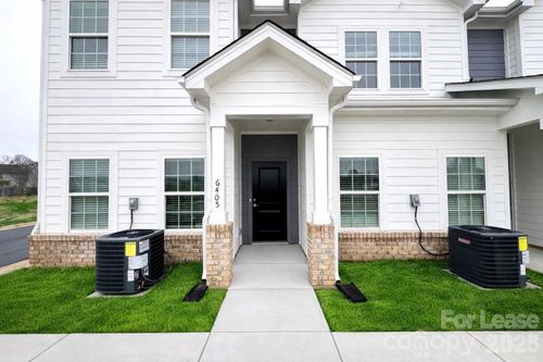 6405-4700 Prosperity Church Road, Charlotte, NC, 28269 | Card Image