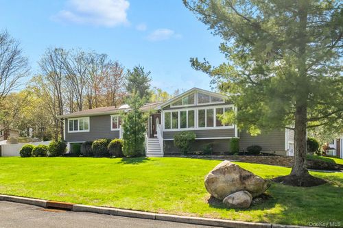 59 S Constitution Drive, Orangetown, NY, 10983 | Card Image