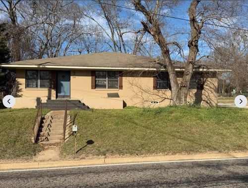 310 W Pine St, Frankston, TX, 75763-2740 | Card Image
