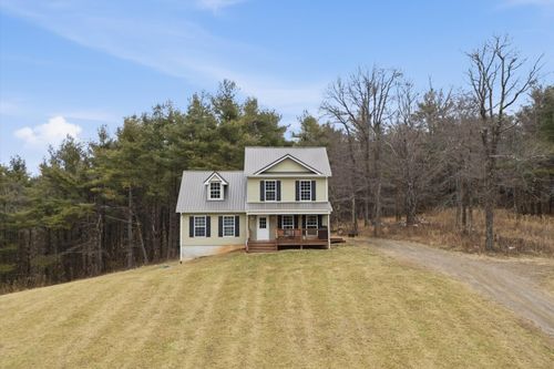 202 Panther Dr Se, Floyd, VA, 24091-2960 | Card Image