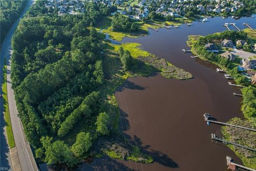 1928 Moses Grandy Trl, Chesapeake, VA, 23323-6713 | Card Image