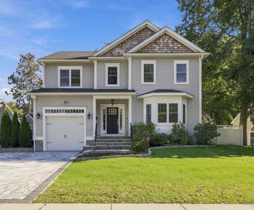 95 Spiers Rd, Newton, MA, 02459-3716 | Card Image