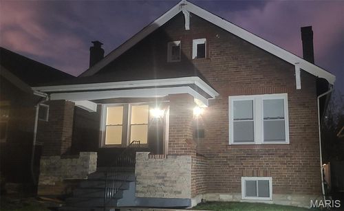 4709 Penrose St, Saint Louis, MO, 63115-2117 | Card Image