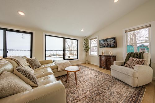 21400 654th Ave, Darwin, MN, 55324-6402 | Card Image