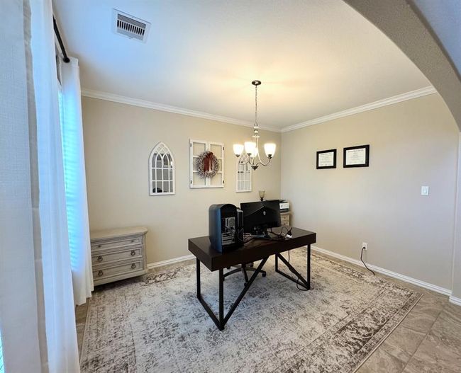 718 S Chamfer Way, House other with 4 bedrooms, 3 bathrooms and 3 parking in Crosby TX | Image 7