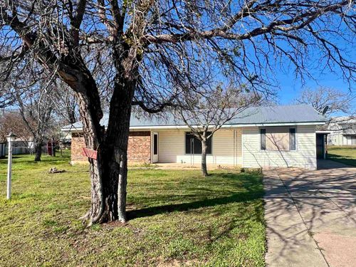 107 N Greenwood Dr, Buchanan Dam, TX, 78609-4347 | Card Image