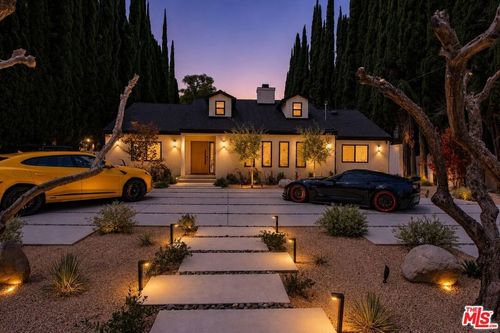 5953 Oakdale Avenue, Woodland Hills, CA, 91367 | Card Image
