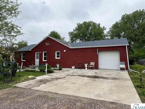 1113 S 2nd Avenue, St. James, MN, 56081 | Card Image