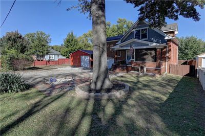 109 S Northern Boulevard, House other with 3 bedrooms, 2 bathrooms and null parking in Sugar Creek MO | Image 3