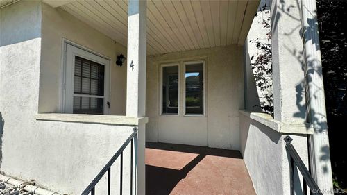 apt-4-158 Anstice St, Oyster Bay, NY, 11771-3528 | Card Image