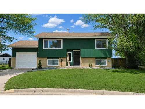125 Columbia Dr, Julesburg, CO, 80737-1020 | Card Image