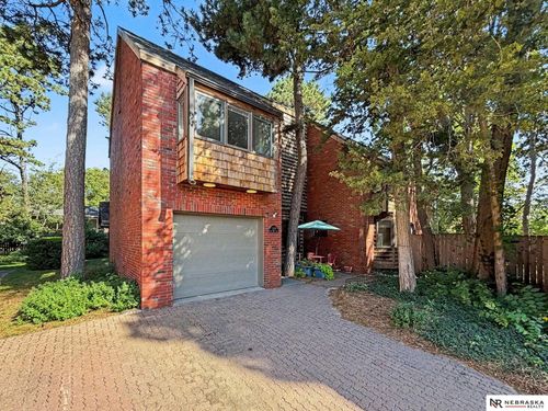 1318 Three Pines Ct, Lincoln, NE, 68510-4851 | Card Image