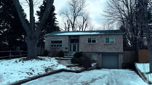 17 Law Cres, Richmond Hill, ON, L4C5K7 | Card Image