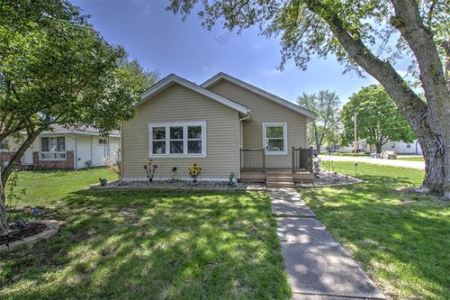 203 E Louis St, Sullivan, IL, 61951-2311 | Card Image