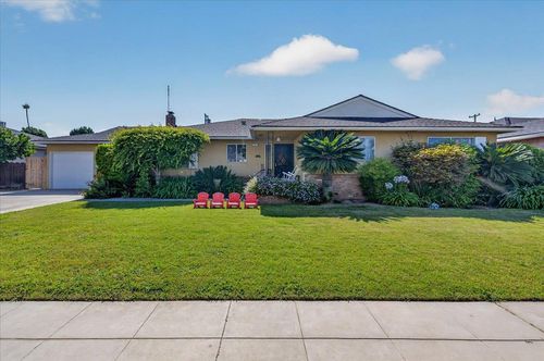 5521 N Callisch Ave, Fresno, CA, 93710-6110 | Card Image