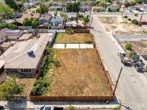 1205 7th Pl, Wasco, CA, 93280 | Card Image