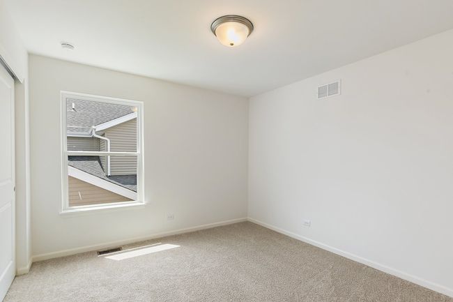 32012 Savannah Dr, House other with 4 bedrooms, 3 bathrooms and 3 parking in Lakemoor IL | Image 17