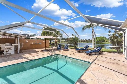 929 Marble Dr, NAPLES, FL, 34104-0818 | Card Image