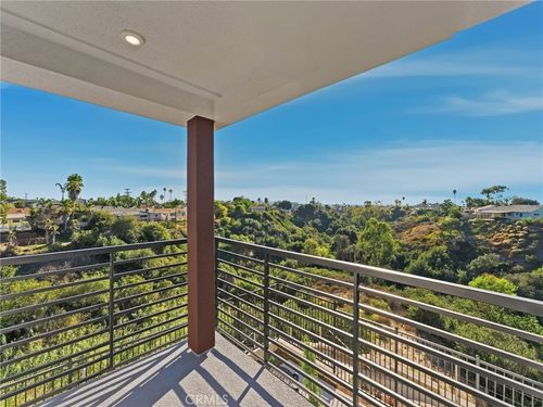 4751 Misty Pl, San Diego, CA, 92117-6400 | Card Image