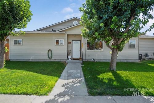 1102 E Connecticut Ave, Nampa, ID, 83686-5988 | Card Image