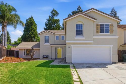 9290 Briarberry Ln, Gilroy, CA, 95020-8235 | Card Image