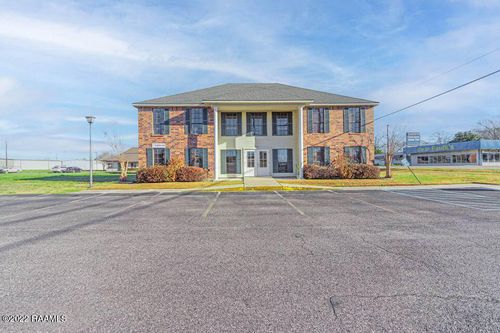 ste-c-3112 W Pinhook Rd, Lafayette, LA, 70508-3443 | Card Image