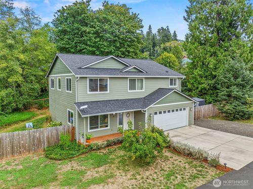 26 Marina Dr, Cathlamet, WA, 98612-9669 | Card Image