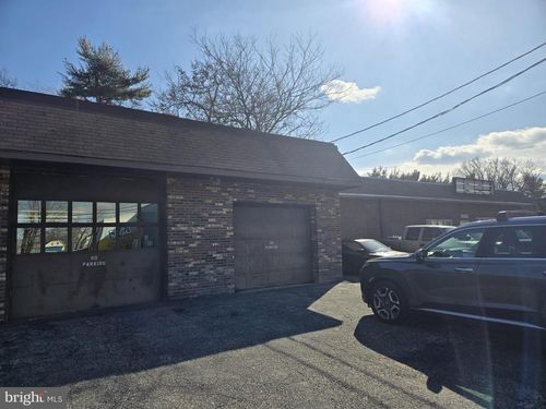 1014 N Evergreen Ave, Woodbury, NJ, 08096-3558 | Card Image