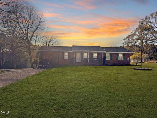 3032 Federal Rd, Benson, NC, 27504-7304 | Card Image