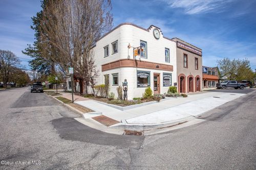724 Pine St, Sandpoint, ID, 83864-1654 | Card Image