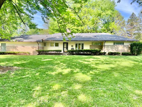 1813 Bledsoe Dr, Bellbrook, OH, 45305-1316 | Card Image