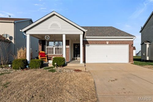 4526 Richmond Forest Dr, Florissant, MO, 63034-2849 | Card Image