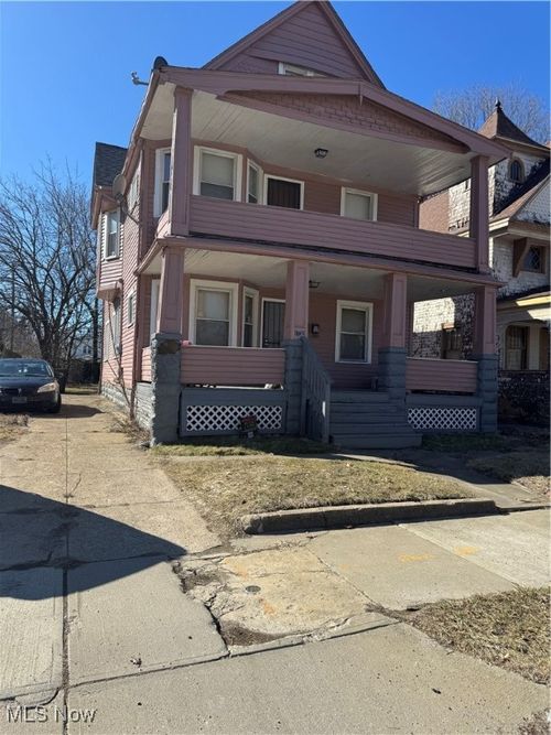 1032 E 79th St, Cleveland, OH, 44103-2116 | Card Image